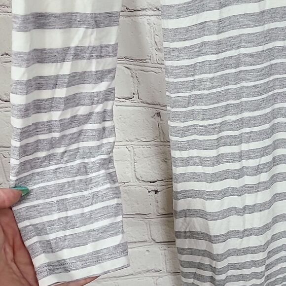 Love on a Hanger M/L Grey Striped Maxi Top Long Side Slit Tunic Casual Tee Shirt - Picture 7 of 12